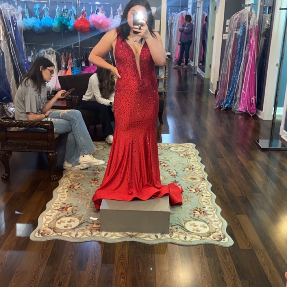 size 8 johnathan kayne